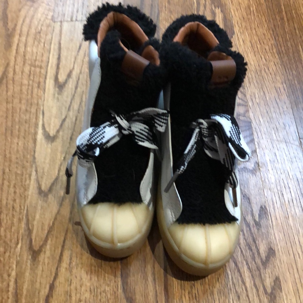 Coach adorable booties